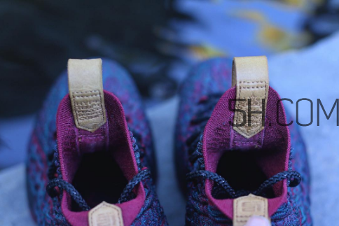 nike lebron 15 cavs騎士隊(duì)配色發(fā)售時(shí)間_多少錢(qián)？