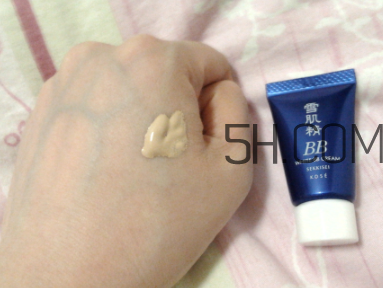 雪肌精美白BB霜多少錢？雪肌精美白BB霜專柜價(jià)格