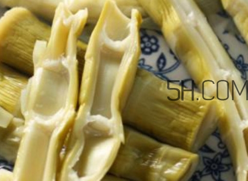 扁尖發(fā)紅還能吃嗎？扁尖什么人不能吃