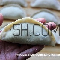 餃子和面用熱水還是冷水？餃子和面要醒多長時間？