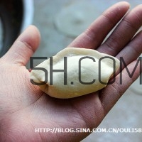 餃子和面用熱水還是冷水？餃子和面要醒多長時間？