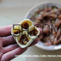 餃子和面用熱水還是冷水？餃子和面要醒多長時間？