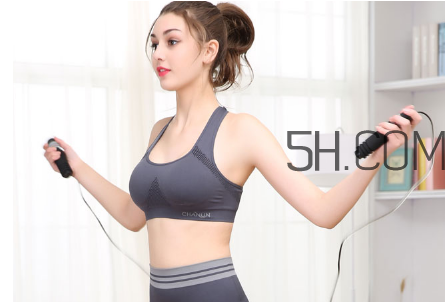 運動前吃什么好？跳繩減肥會瘦胸嗎？