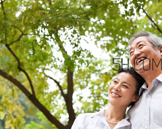 肺結(jié)核喝什么茶好得快？肺結(jié)核喝什么湯有營(yíng)養(yǎng)？