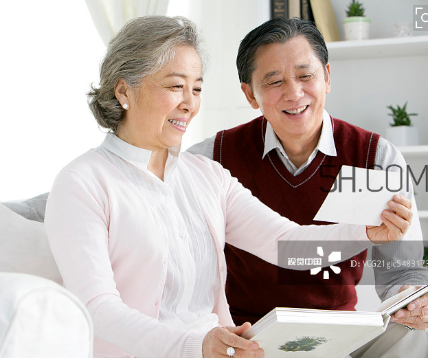 頸椎病能游泳嗎？頸椎病能引起胸疼嗎？