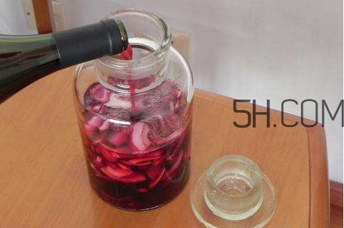 葡萄酒泡洋蔥怎么做？葡萄酒泡洋蔥的功效與作用