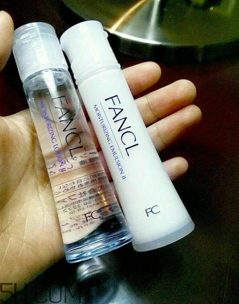 fancl水乳哪個系列好用？fancl芳珂水乳成分
