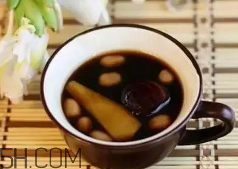 秋天早上能吃姜嗎？秋天喝什么蜂蜜好？