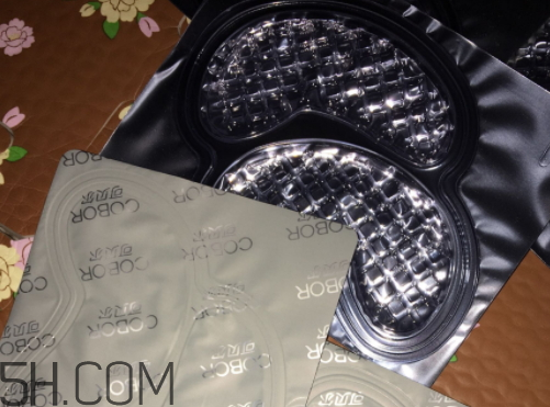 可貝爾燕窩特潤(rùn)修護(hù)眼紋消眼貼膜多少錢(qián)？怎么樣？