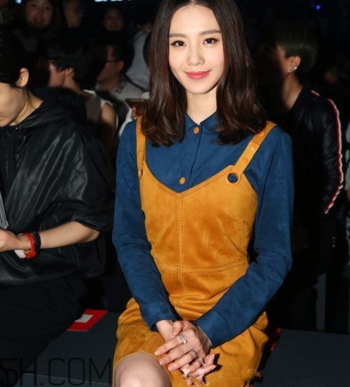 焦糖色適合什么膚色？焦糖色適合黃皮嗎
