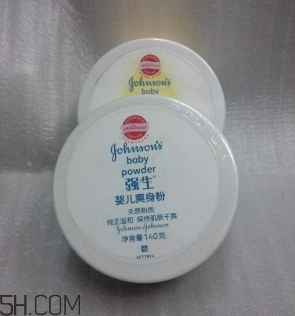 強生爽身粉過期能用嗎？強生爽身粉保質(zhì)期