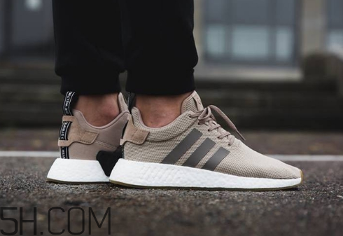 adidas nmd r2 trace khaki上腳效果怎么樣？