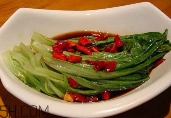 油麥菜不能和什么一起吃？油麥菜什么人不能吃