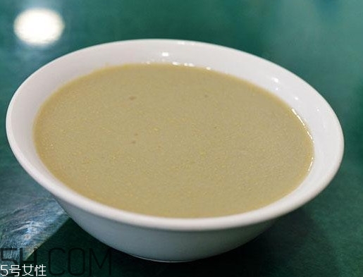 豆汁兒是什么做的？豆汁兒是什么味道