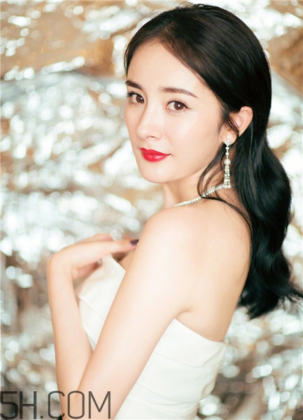 灰指甲會(huì)疼嗎？灰指甲會(huì)自愈嗎？