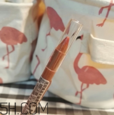 muji無(wú)印良品唇線筆色號(hào) 無(wú)印良品唇線筆試色