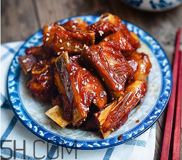 做糖醋排骨要不要放鹽？買排骨的時(shí)候應(yīng)該要什么部位的