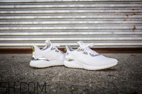 kolor與adidas alphabounce聯(lián)名系列多少錢_在哪買？