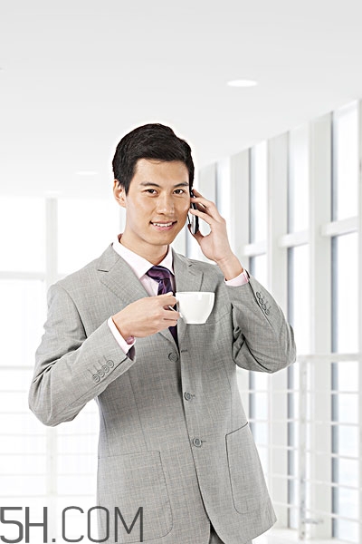 膽結(jié)石跟便秘有關(guān)系嗎？膽結(jié)石跟腸胃有關(guān)系嗎？
