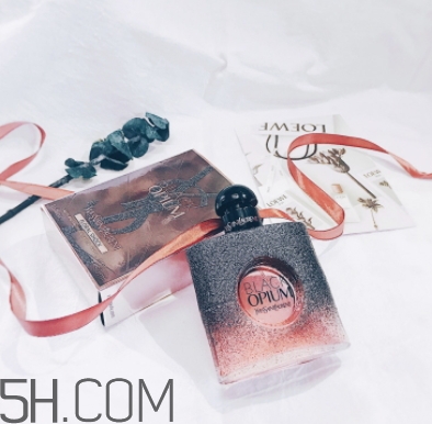 ysl黑鴉片花之怒香水怎么樣？ysl圣羅蘭黑鴉片花之怒香評(píng)
