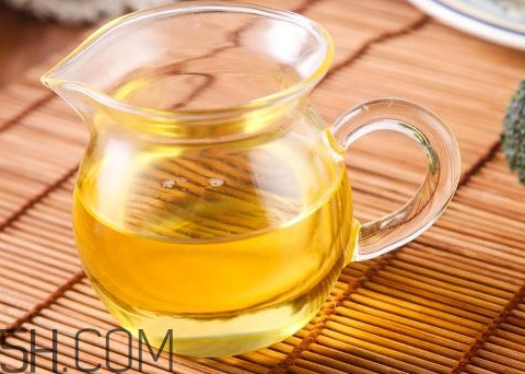 調(diào)和油是什么油？調(diào)和油和花生油哪個好