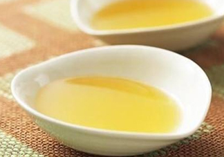 調(diào)和油和大豆油哪個(gè)好？調(diào)和油是色拉油嗎
