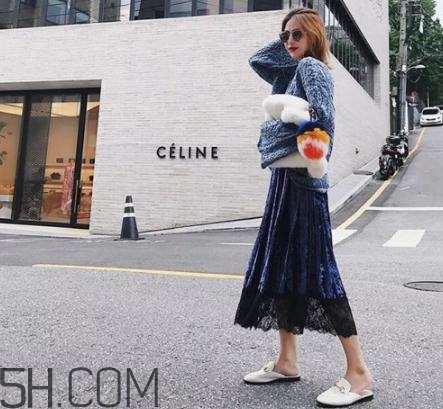 衛(wèi)衣搭配裙子好看嗎？衛(wèi)衣和裙子怎么搭配？