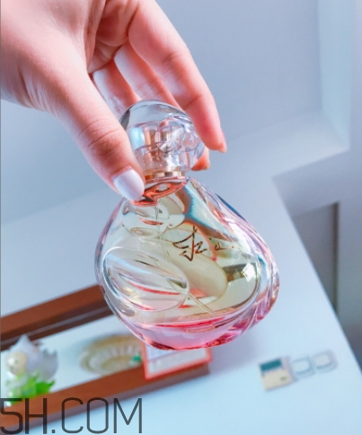 sisley izia伊莎香水多少錢？希思黎izia香水專柜價格