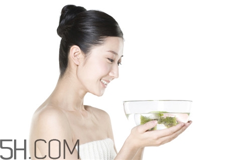 青春痘是怎么產(chǎn)生的？青春痘是痤瘡嗎？