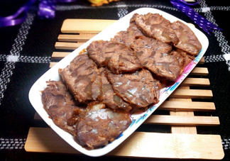 醬牛肉有點粘了怎么辦？醬牛肉為什么會變綠