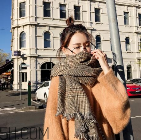 怎樣辨別貂絨毛衣真假？貂絨毛衣真假鑒別