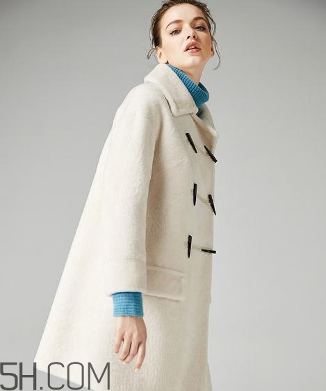 羊剪絨和羽絨服哪個(gè)好？羊剪絨大衣和羽絨服哪個(gè)保暖？