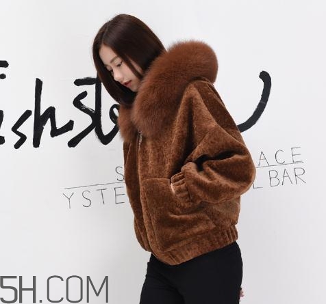 羊剪絨大衣多少錢一件？羊剪絨大衣大概價(jià)位