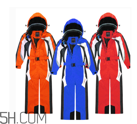 滑雪服什么牌子好？滑雪服和沖鋒衣哪個(gè)好？