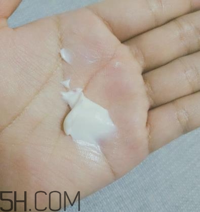 深海四十噚面霜哪里買？深海四十噚面霜含激素嗎？