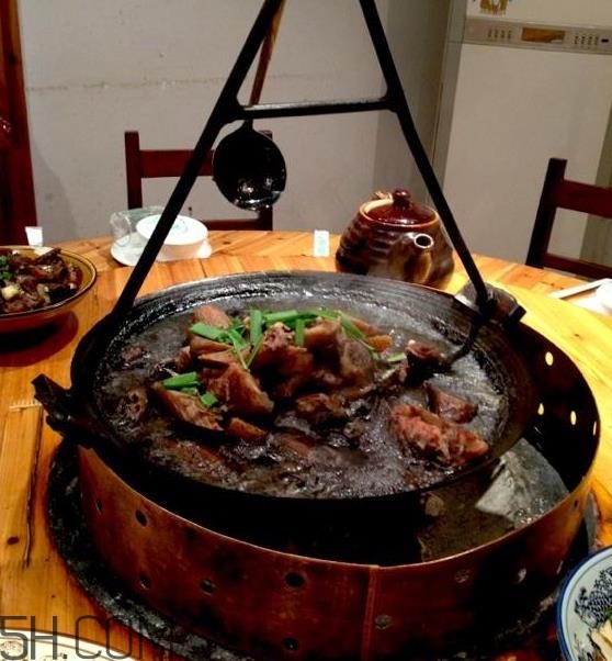 吊鍋是哪里的特色菜？吊鍋是什么菜系？