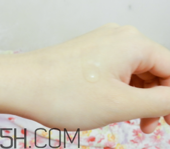 蘭蔻水份緣啫喱怎么樣？蘭蔻水份緣啫喱好用嗎？