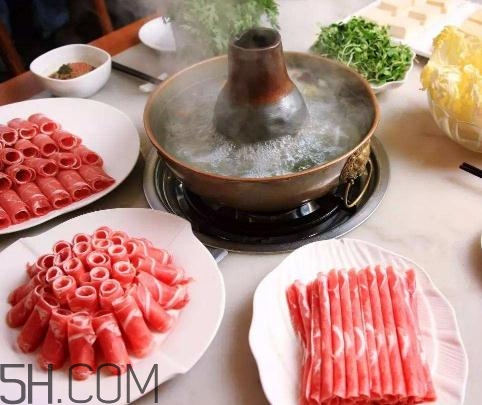 涮羊肉哪個部位最好吃？涮羊肉都有什么菜？