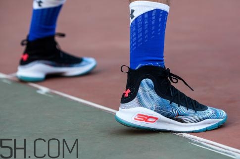 under armour curry 4實(shí)戰(zhàn)測(cè)評(píng)怎么樣？