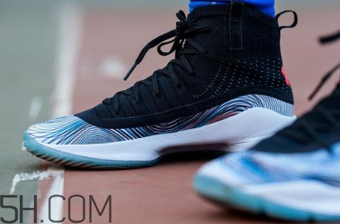 under armour curry 4實(shí)戰(zhàn)測(cè)評(píng)怎么樣？