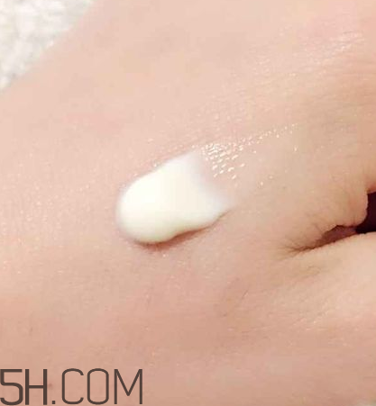 三大貴婦面霜比較_la prairie、Lamer和蘭蔻修復(fù)面霜比較