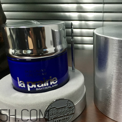 三大貴婦面霜比較_la prairie、Lamer和蘭蔻修復(fù)面霜比較