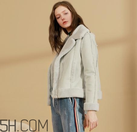 皮毛一體掉毛怎么辦？皮毛一體的衣服怎么清洗？
