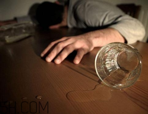 酒精肝可以性生活嗎？酒精肝影響性功能嗎？