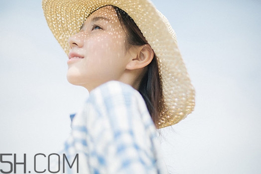 洗發(fā)水過敏的癥狀是什么？頭發(fā)毛躁怎么變得柔順光滑？