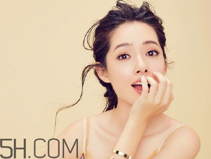 國內(nèi)合格又好用的化妝品有哪些？超詳細的化妝步驟