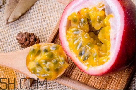 百香果能和柿子一起吃嗎？百香果不能和什么一起吃