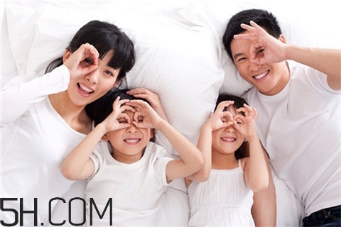 脂肪肝應(yīng)該少吃什么？脂肪肝應(yīng)該掛什么科？