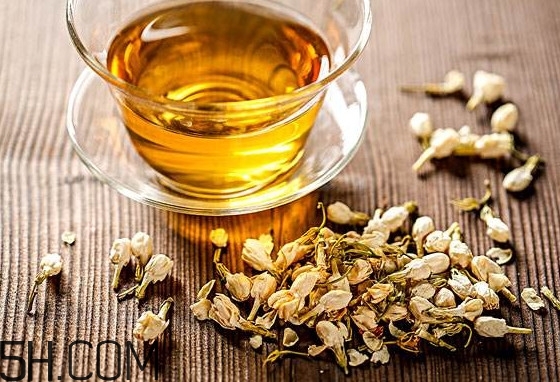 喝茉莉花茶有什么功效？茉莉花茶搭配什么沖泡好