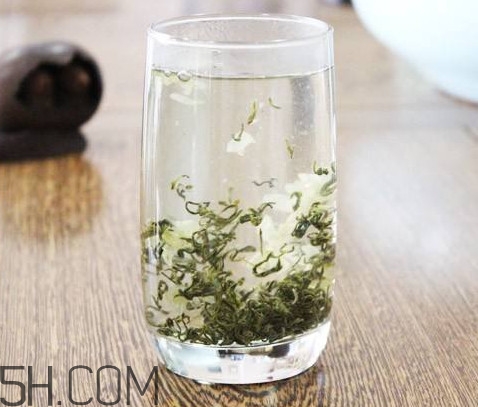 如何選購(gòu)茉莉花茶？茉莉花茶與綠茶的區(qū)別